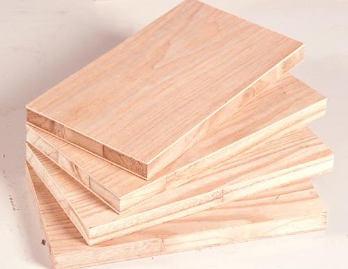要挑选实木板材还是生态板？